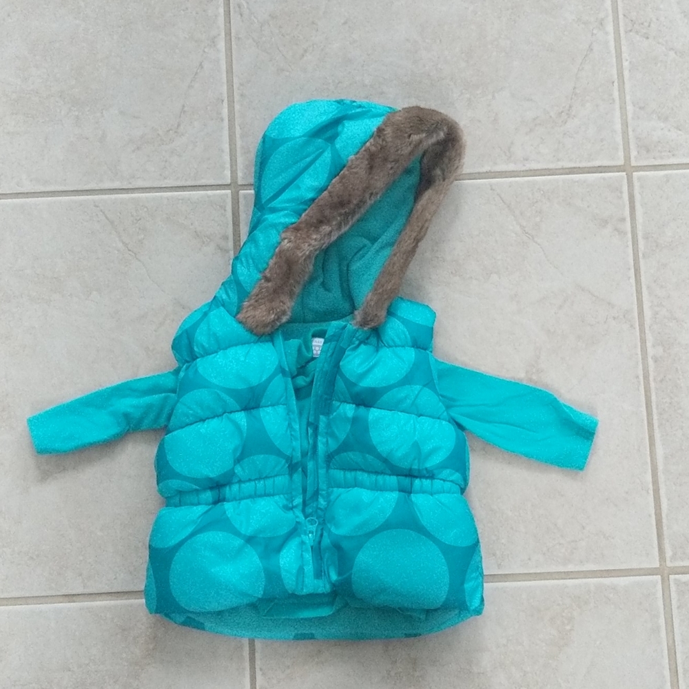 Girls 12-18 month puffer vest and shirt aqua